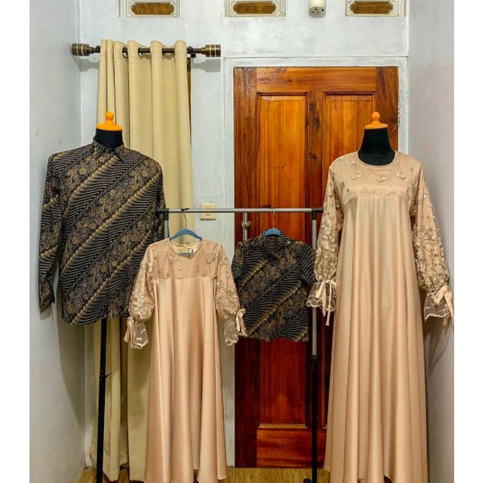 Set Family Couple (Batik)