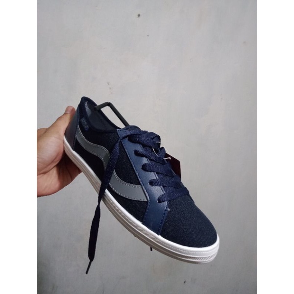 Sepatu Wanita Dewasa Santica