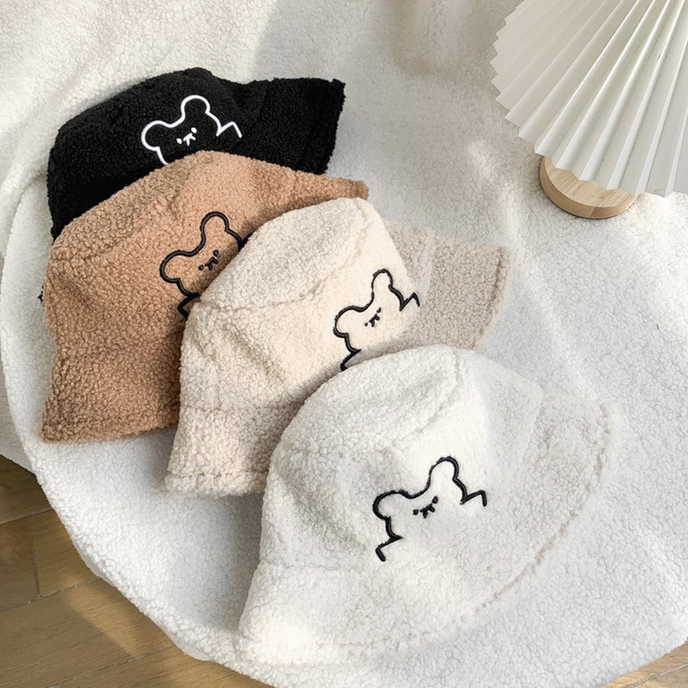 [COD Tangding] Topi Nelayan Beruang Lucu Sederhana Wanita Perempuan Musim Dingin Hangat Outdoor Plush Basin Cap