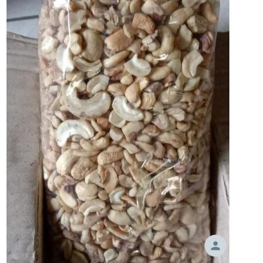 

EBR981 Kacang mede patahan murah 1kg mentah <<>>