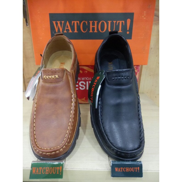 WATCHOUT sepatu pria semi boots (39-43)