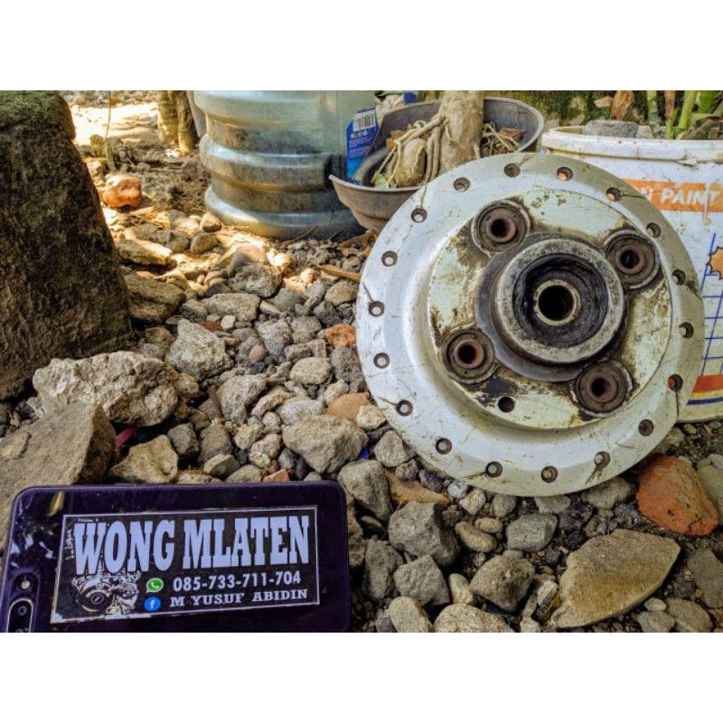 TROMOL BELAKANG MEGAPRO HIU LAMA MP MEGA PRO ORIGINAL 2003 2002 2001