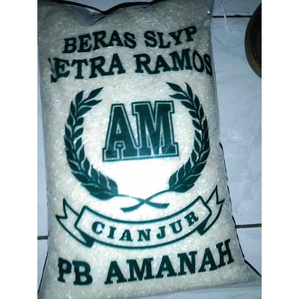 

Beras pandan wangi asli cianjur 5 kg / kilo