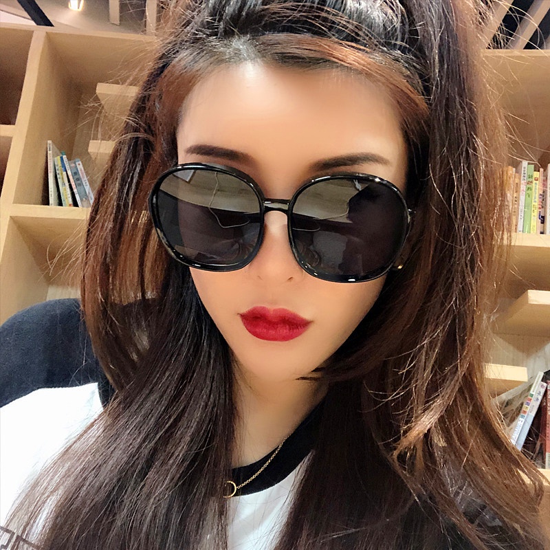 (YUZHU) Western Fashion Oversized Frame SunglassesNew Fashion Gradient Color Shade Sunglasses Untuk Wanita