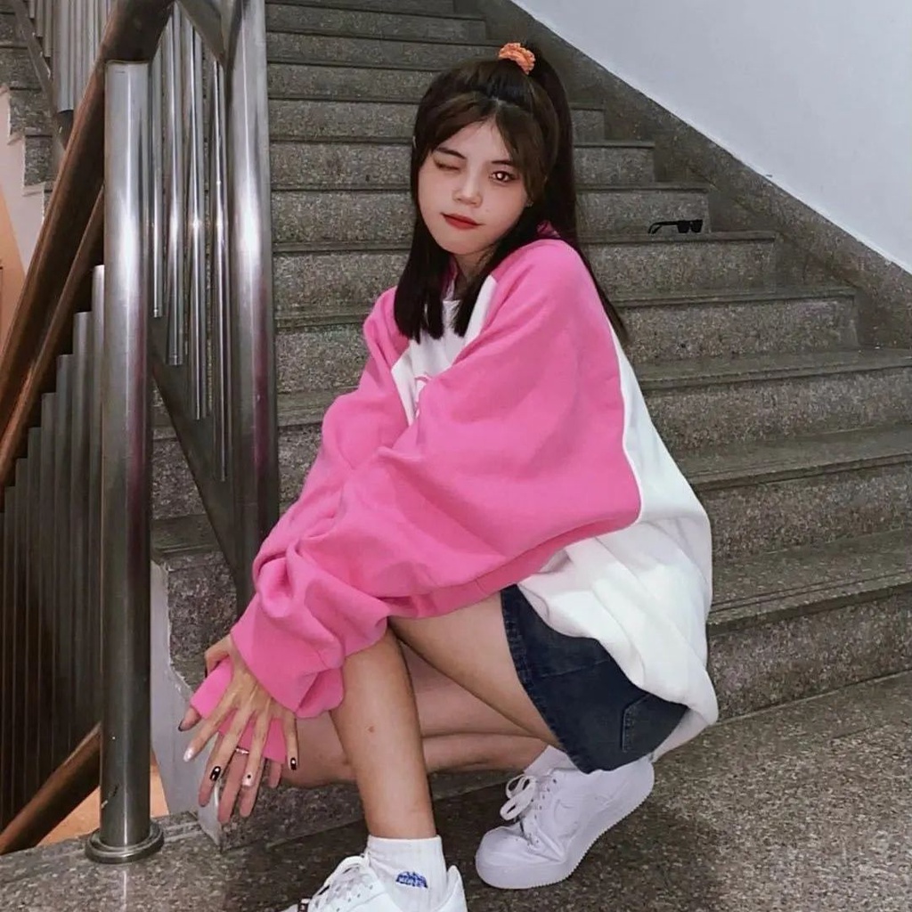 ♙❏2022 Musim Gugur Plus Beludru Warna Kontras Splicing Desain Perasaan Niche Longgar Kasual BF Malas Angin Leher Bulat Lengan Panjang sweater Wanita