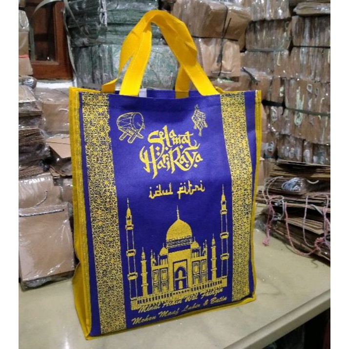 

Goodie Bag (Tas Parcel Lebaran 1 lusin = 12 pc)