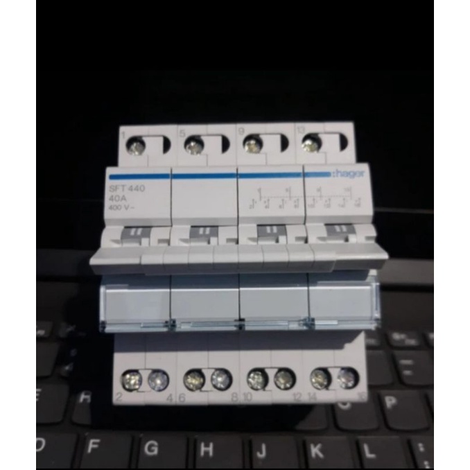 COS CHANGE OVER SWITCH (COS) 4P 40 amper