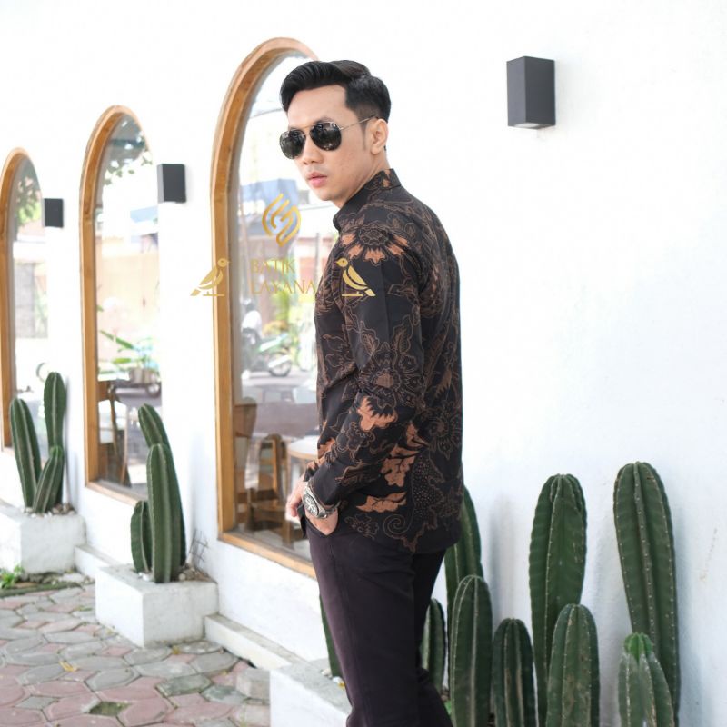 Kemeja Batik Mahkota Sogan Premium