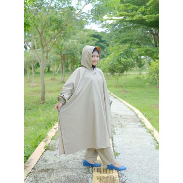 Jas Hujan Motor // WD // Pria  dan Wanita Original Bahan Nyaman//Jas Hujan RAINCOT Setelan By WD