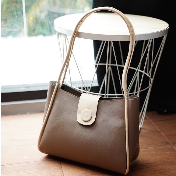 LX WL002 Tas TOTE BAG Fashion Wanita Stylish Kekinian Terbaru 1kg bisa 1 tas supplier Tas Import SWL002