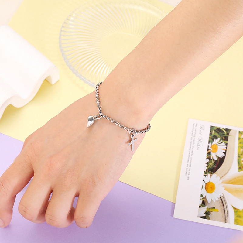 2pcs/set Gelang Salib Pasangan Magnet Rantai Stainless Steel Cinta Hati Magnet Unisex Pria Wanita Aksesoris Fashion