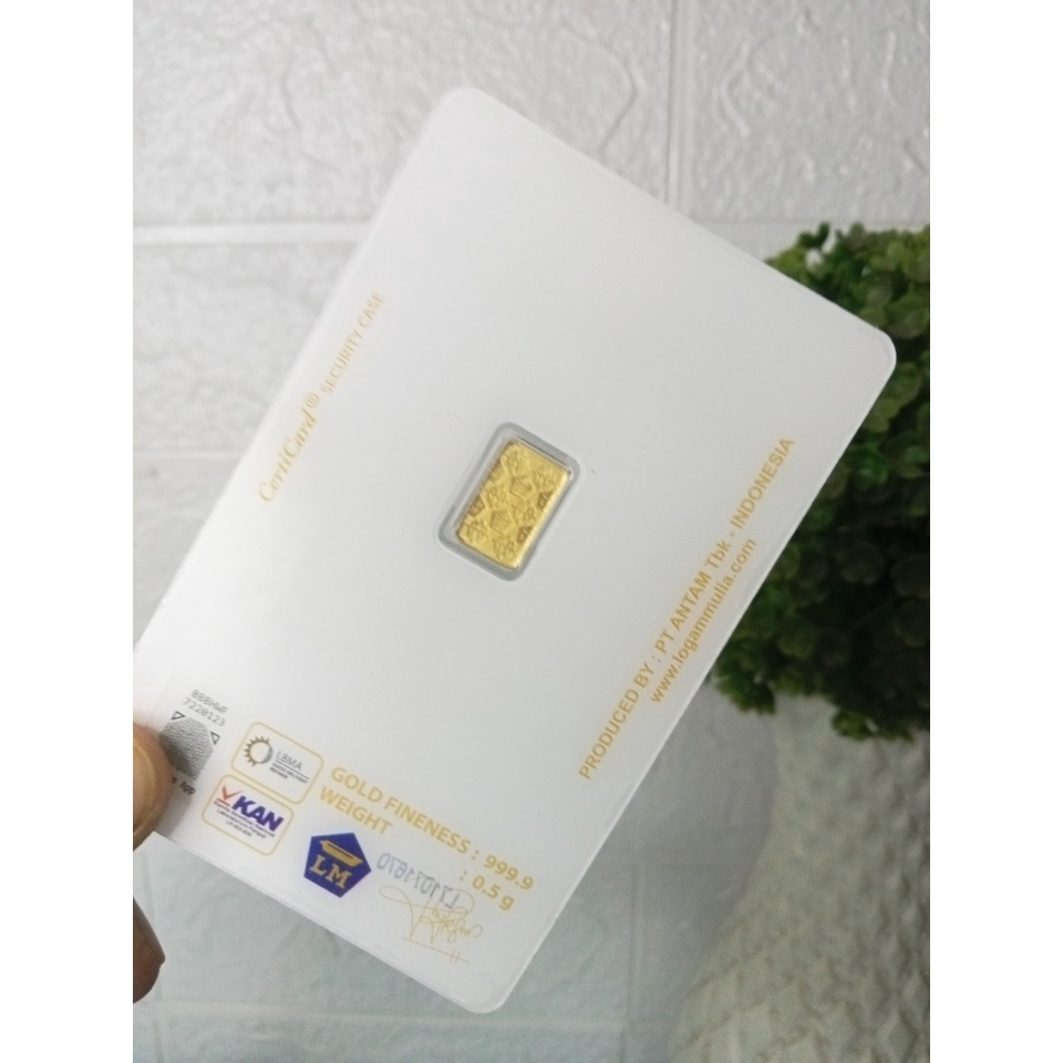 ANTAM Reguler Series 0,5 Gram Certieye Redmark TERMURAH TERLARIS Emas Mini Emas Batangan Logam Mulia Murni 24 Karat Bersertifikat Resmi Asli Original Tabungan Emas Souvenir Keren Mewah