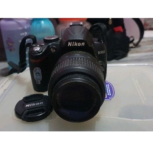 kamera Nikon D3000