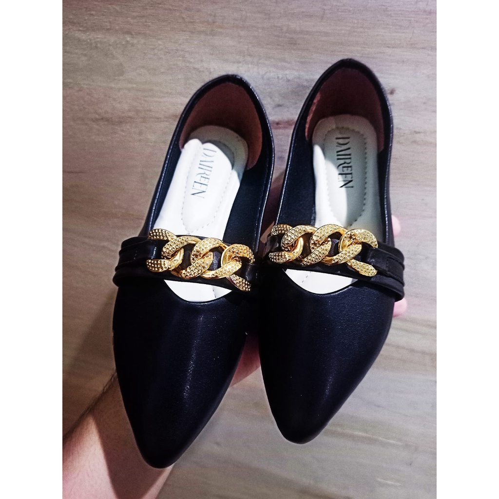 Dinda sepatu wanita slip on flatshoes Luchya model terbaru 2022 warna hitam ukuran 37-42