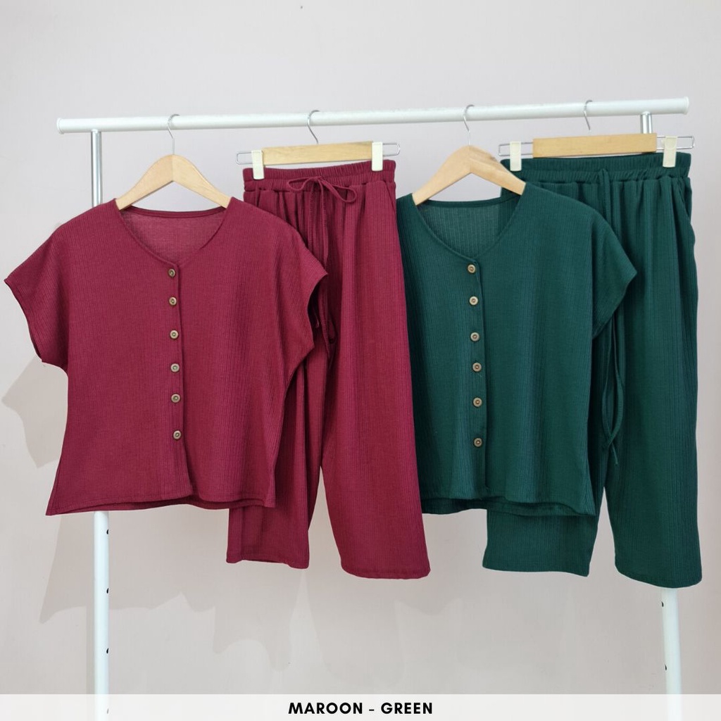 4386 eastrine button knit one set knit button one set polos rib one setelan rajut busui friendly 4181