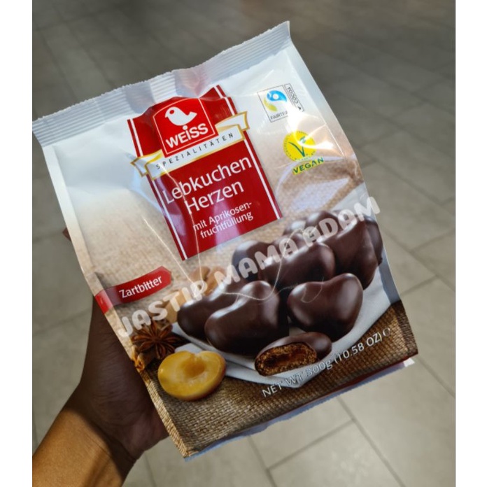 

Weiss Lebkuchen Herzen with Apricot Jam and Dark Chocolate 300gr