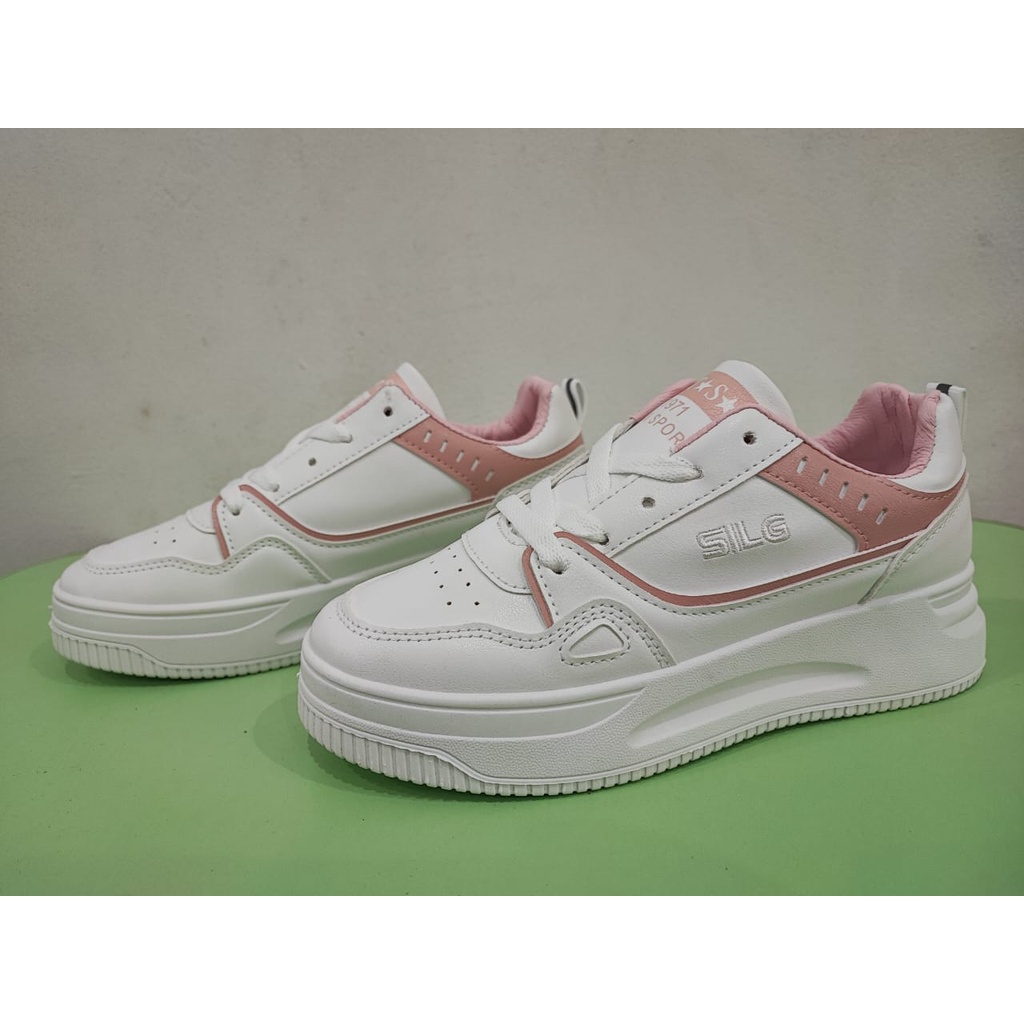 12.12 SALE!!! SEPATU SNEAKERS WANITA IMPORT - 8050 FREE KOTAK SEPATU!!!