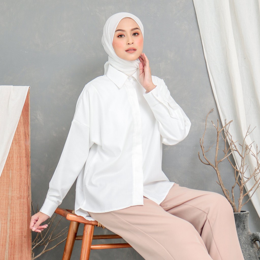 Kemeja wanita Basic lengan panjang bahan Moscrepe - BLOUSE WANITA STRIPE