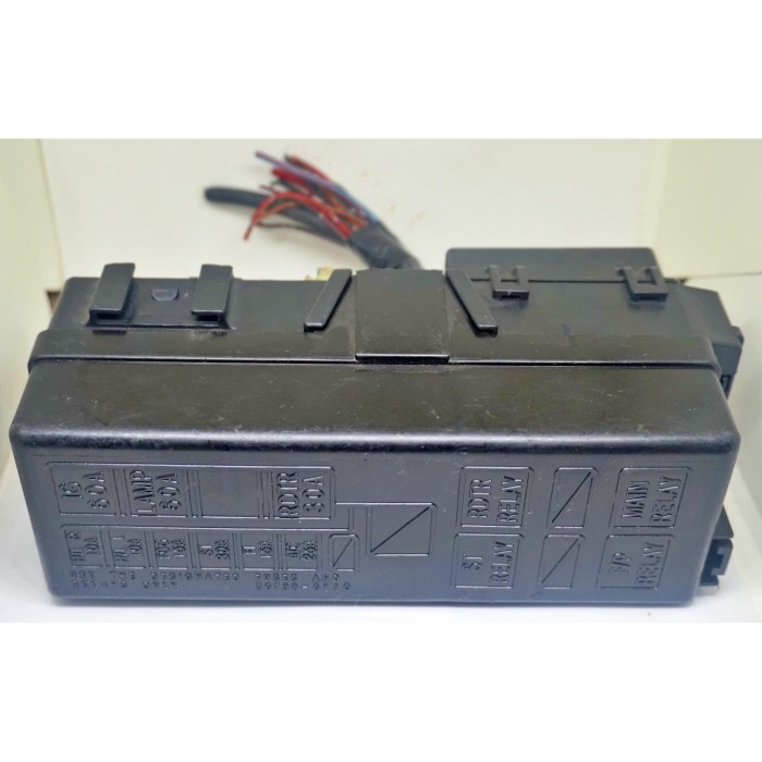 FUSE BOX BIG KOTAK SEKERING SEKRING BESAR SUZUKI APV