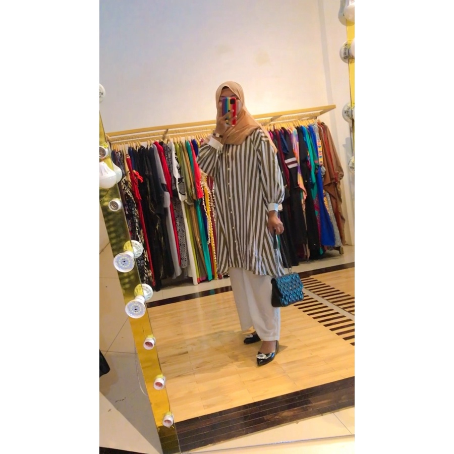 One Set Shella Saukia Coklat Salur