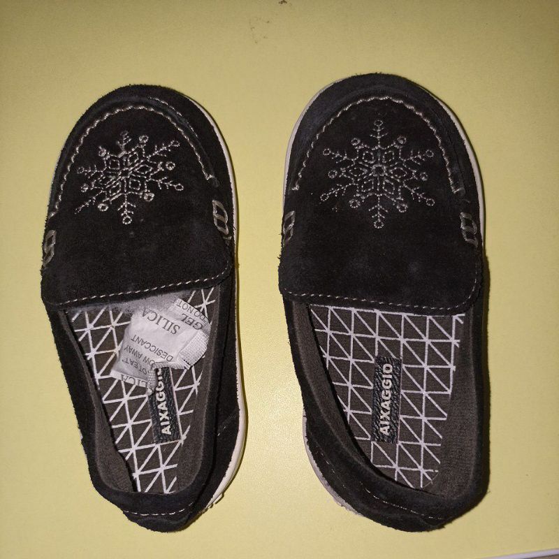 preloved - sepatu anak aixaggio 13cm
