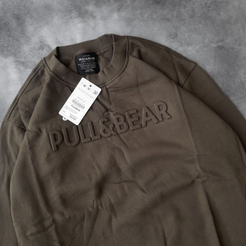 SWEATER CREWNECK PULL&amp;BEAR EMBOOSD TIMBUL 3D PREMIUM HIGH QUALITY FULLTAG&amp; LEBEL ( TERBESTSELLER ) CREWNECK PRIA WANITA UNISEX