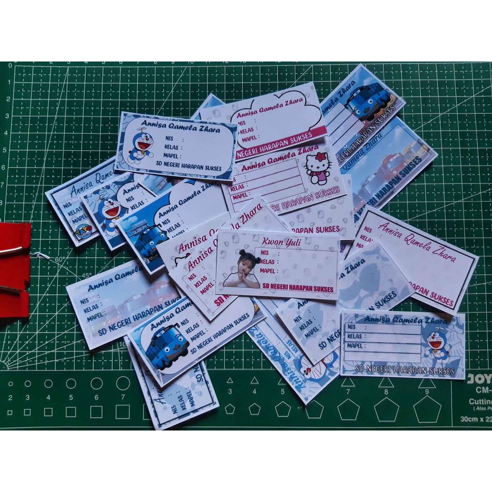 

Label Nama Buku Karakter Custom Anak Tayo Spongebob Hello Kitty dll