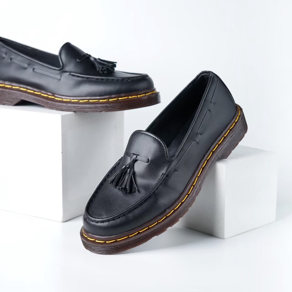 CLEVE BLACK |ManNeedMe x Jack| Sepatu Loafers Pria Formal Slip On Docmart ORIGINAL