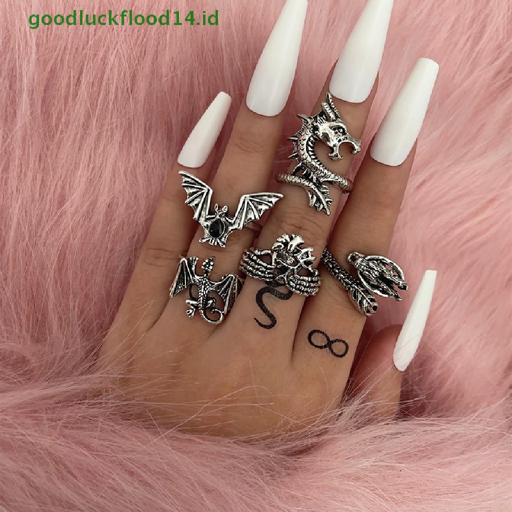 [GOOGFOUR] 5pcs/set Vintage Hip Hop Punk Naga Ular Kupu-Kupu Kelelawar Tengkorak Retro Knuckle Joint Rings Wanita Gothic Finger Ring Set Perhiasan Baru [TOP]