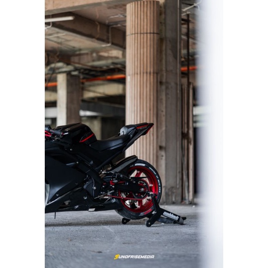Swing Arm Yamaha R15 V3 Original