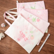 

Strawberry Ichigo Canvas Tote Folder A5 / Tas kanvas