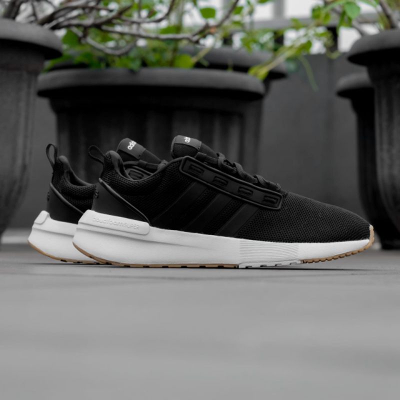 Adidas Racer TR21 &quot;Core Black/Gum&quot;