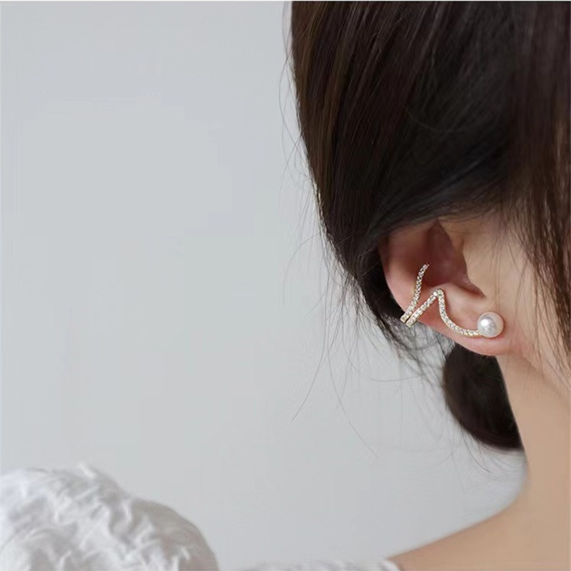 HBS 157 Anting Wanita Tusuk Bunga Hias Kristal Women Earrings Korea Aksesoris Fashion