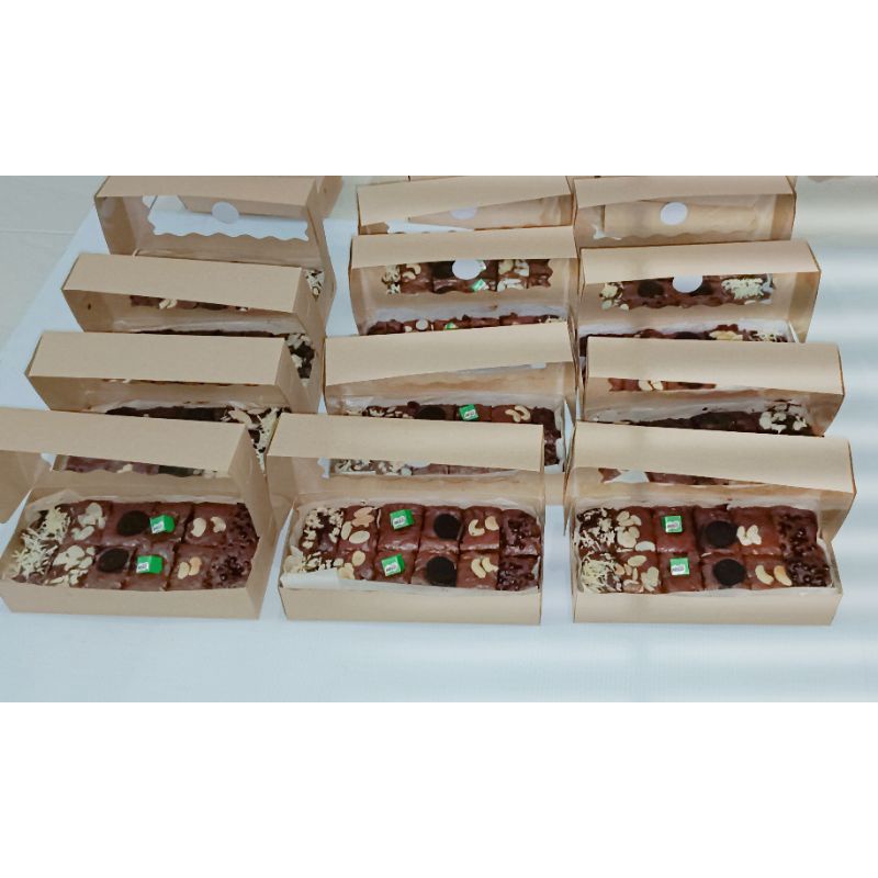 

RB22 Brownies Brownie Panggang Fudgy Chewy Shiny and Crust