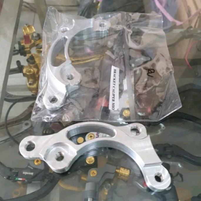 Breket braket kaliper brembo 2 piston disc 220mm mio sporty soul fino
