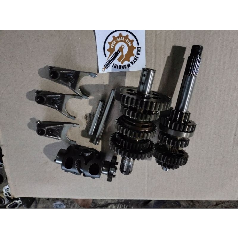 Gigi rasio gigi transmisi gear box megapro mono megapro new ori second ori copotan motor