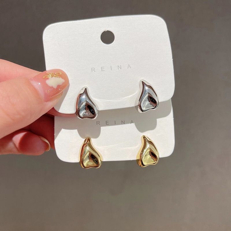 FerenHongXia Anting Bentuk Hati Tidak Teratur Model Sederhana