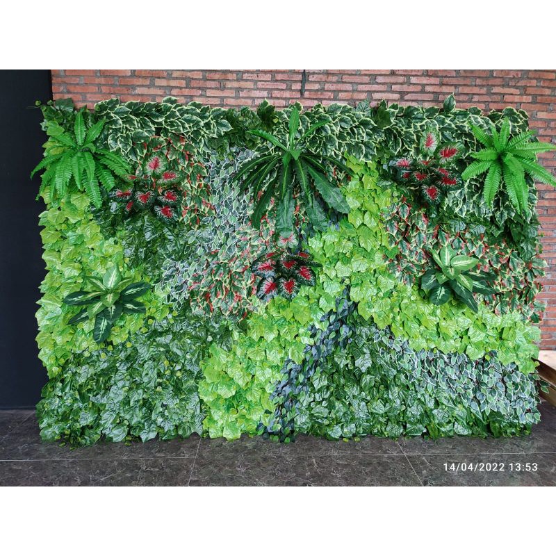 Vertikal garden sintetis