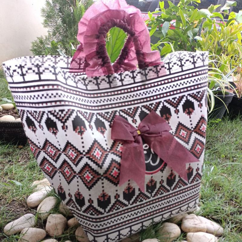 (1Lsn =12pcs) Tas hajatan batik mewah uk 22 tebal kaku