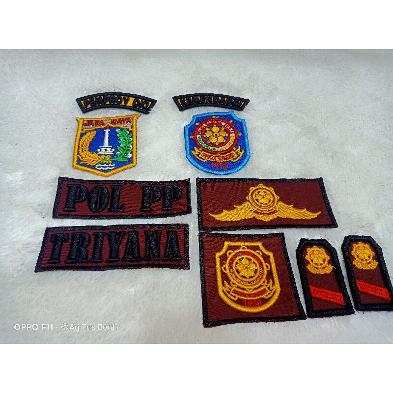 DKI Bordir Maroon Timbul 3D