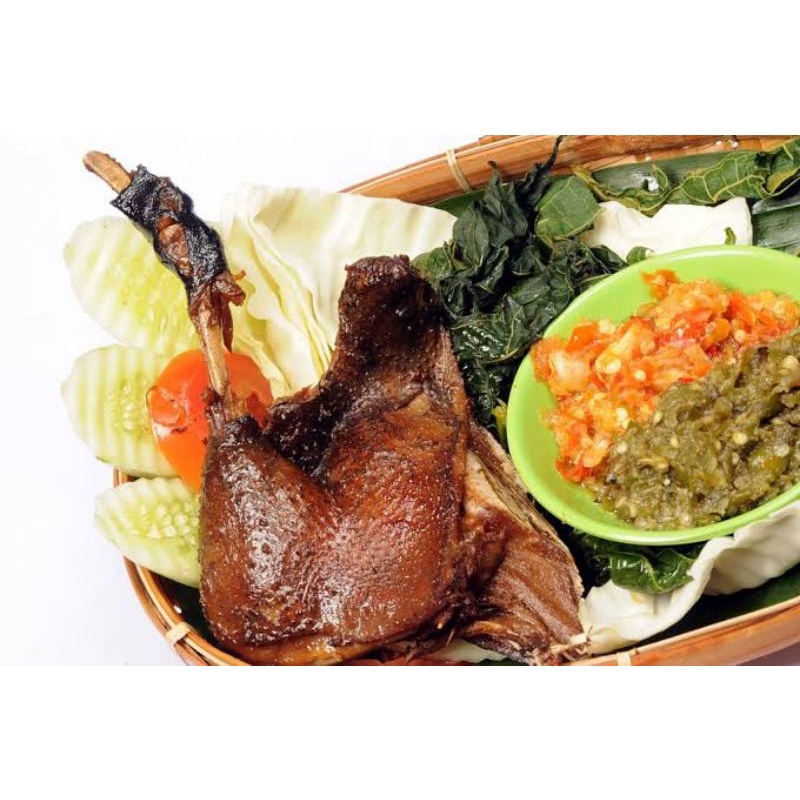 

bebek goreng bumbu hitam khas madura