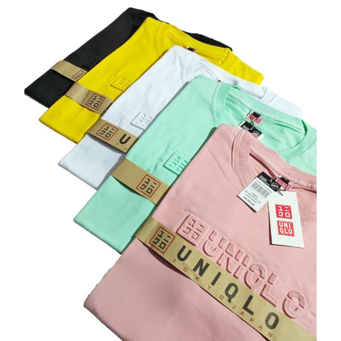 Kaos tshirt uniqlo logo timbul M.L.XL