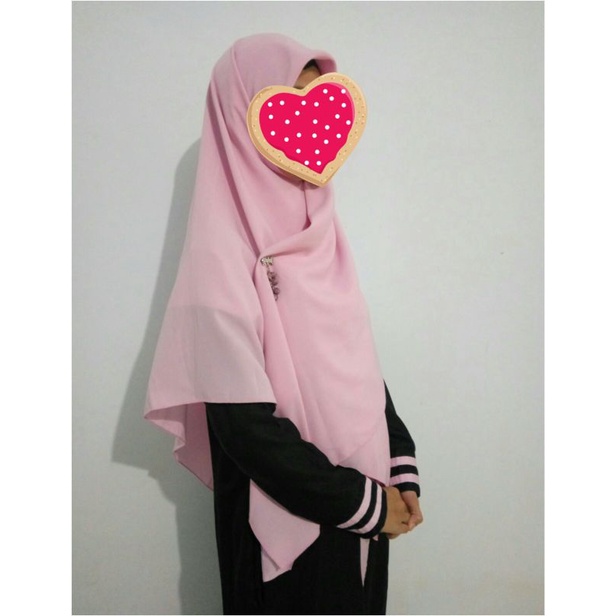 Jilbab Segiempat Syar'i 130 x 130/Jilbab Bahan Wolfis/Jilbab Polos/Hijab Segiempat 130x130