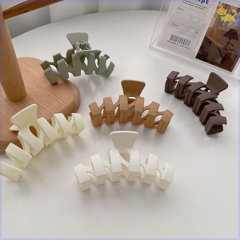 Jepit Rambut Bentuk Tidak Teratur Cakar Rambut Matte Solid Elegan Untuk Aksesoris Rambut Wanita Perempuan