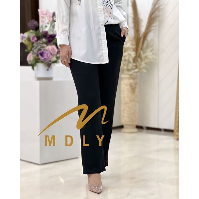 Zura Pants by Mdly