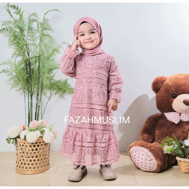 Gamis bayi, gamis pesta bayi, gamis brukat, gamis brokat bayi, gamis aqiqoh bayi, baju muslim bayi, set muslim gamis bayi dan anak , gamis anak, gamis set hijab bayi, muslim bayi, baju ngaji anak, baju kondongan anak, gamis brukat anak,ootd bayi dan anak