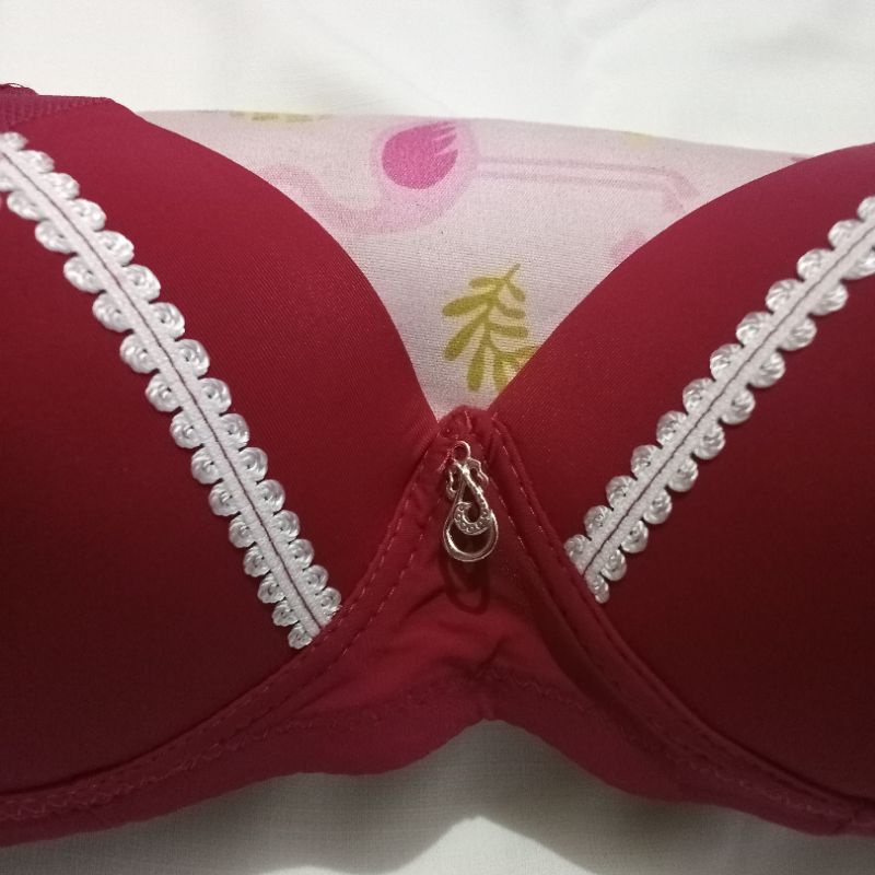 BH Cup DD | Bra Merah Merona. Membuat bentuk payudara bulat. remaja