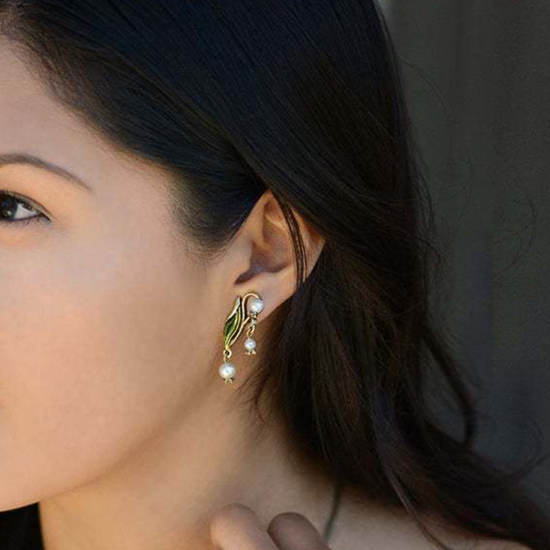 Rumbai Mutiara Stud Earrings Vintage Hand Painted Enamel Glaze Lapis Emas Lily Of The Valley Bunga Daun Hijau Anting