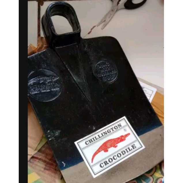 Cangkul cap Buaya original import - pacul sawah anti lengket tajam  tebal