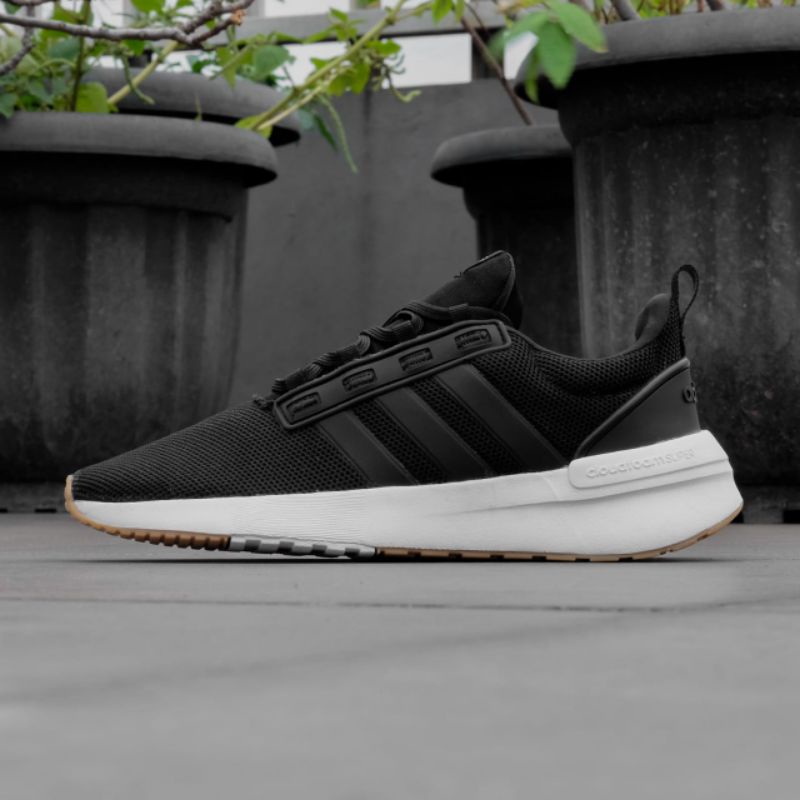 Adidas Racer TR21 &quot;Core Black/Gum&quot;